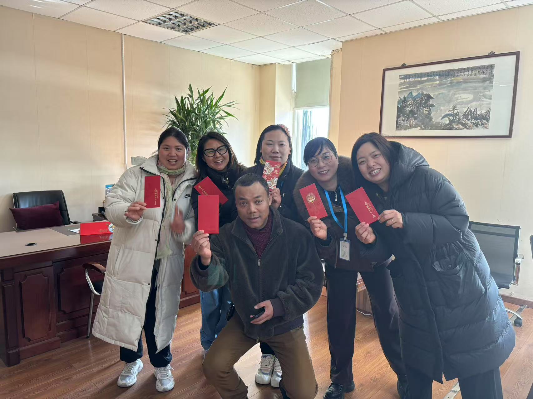 天游ty8市场开门大吉 财路滔滔新启程